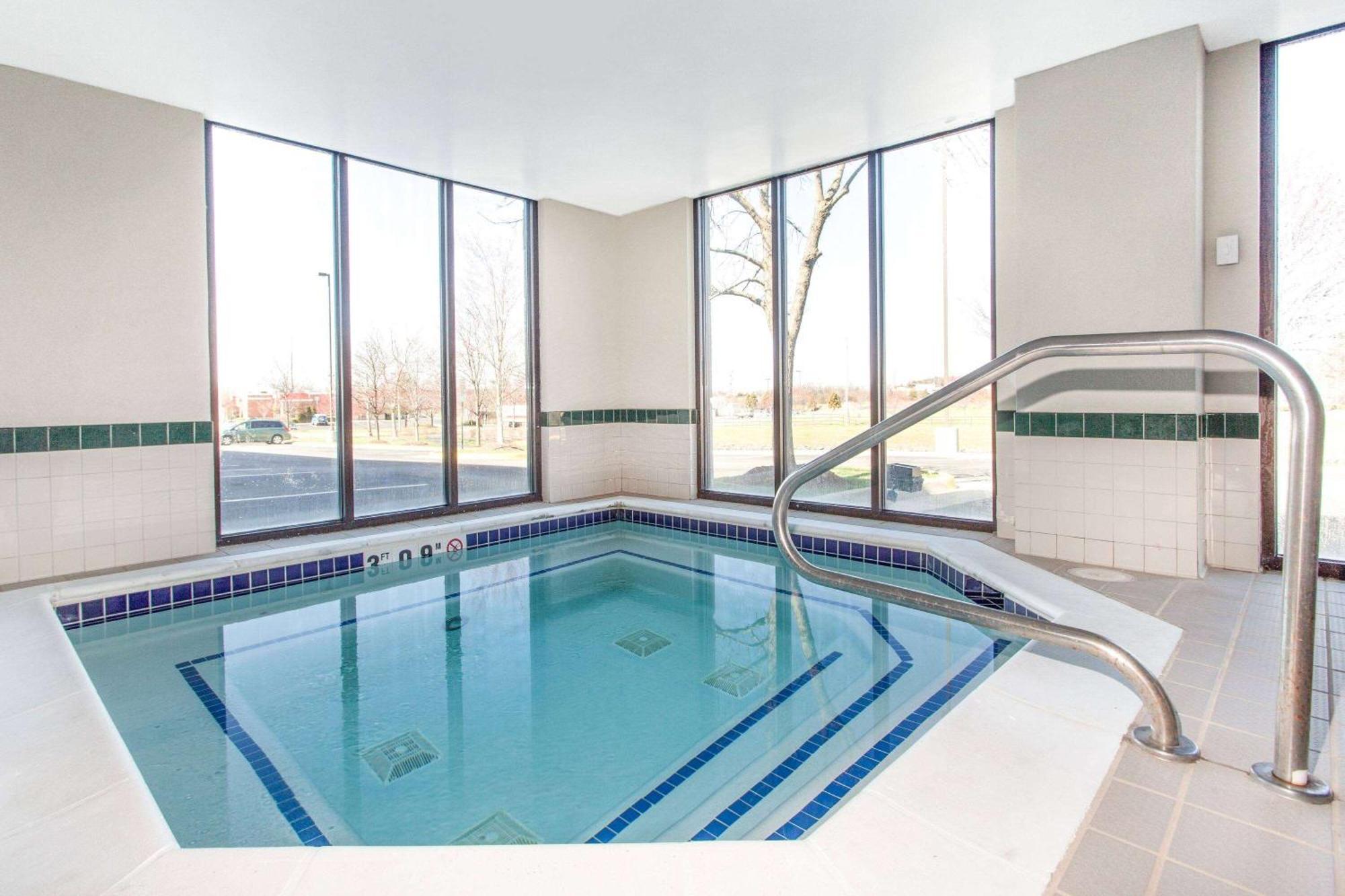 Wingate By Wyndham - Dulles International Hotel Chantilly Kültér fotó
